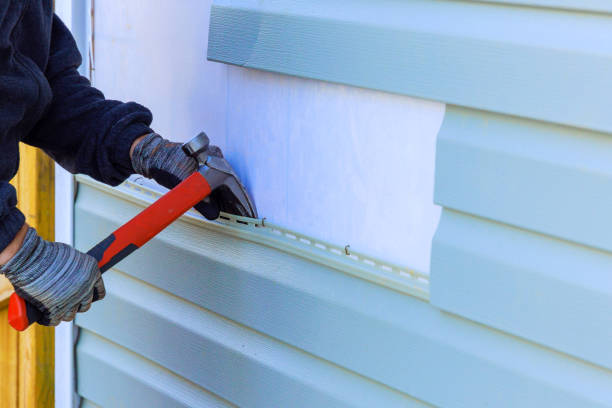 How To Choose The Right Materials for Your Siding Installation in 'Kemp Mill, MD